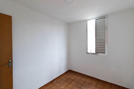 Quarto 1 de apartamento para alugar com 2 quartos, 56m² em Conjunto Residencial José Bonifácio, São Paulo