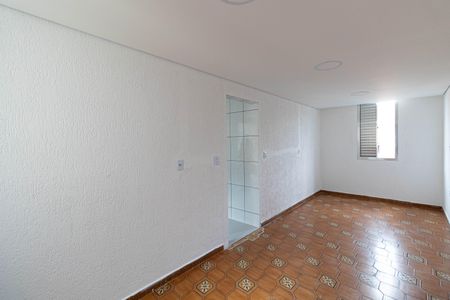 Sala de apartamento para alugar com 2 quartos, 56m² em Conjunto Residencial José Bonifácio, São Paulo