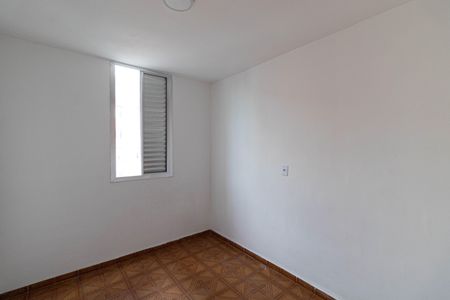Quarto 1 de apartamento para alugar com 2 quartos, 56m² em Conjunto Residencial José Bonifácio, São Paulo