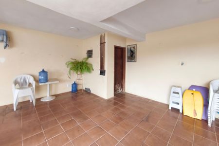 Casa à venda com 250m², 3 quartos e 3 vagas Casa à venda com 250m², 3 quartos e 3 vagasQuintal