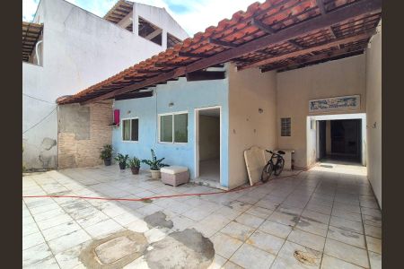 Casa de condomínio à venda com 112m², 3 quartos e 3 vagas Casa de condomínio à venda com 112m², 3 quartos e 3 vagasÁrea externa