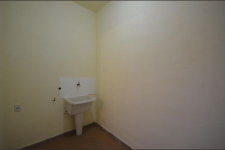 Casa para alugar com 80m², 2 quartos e sem vagaÁrea de Serviço