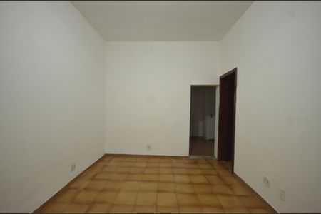 Casa para alugar com 80m², 2 quartos e sem vagaSala