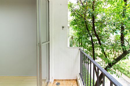 Apartamento para alugar com 54m², 2 quartos e 1 vagaVaranda