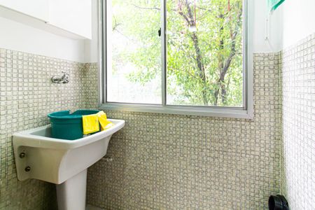 Apartamento para alugar com 54m², 2 quartos e 1 vagaÁrea de Serviço