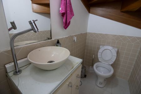 Casa de condomínio à venda com 84m², 3 quartos e 1 vagaLavabo