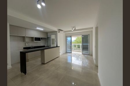 Apartamento para alugar com 70m², 2 quartos e 1 vaga Apartamento para alugar com 70m², 2 quartos e 1 vagaSala