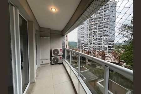 Apartamento para alugar com 70m², 2 quartos e 1 vaga Apartamento para alugar com 70m², 2 quartos e 1 vagaVaranda da Sala
