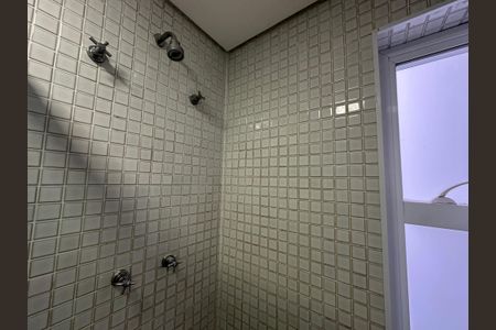 Apartamento para alugar com 70m², 2 quartos e 1 vaga Apartamento para alugar com 70m², 2 quartos e 1 vagaBanheiro da Suíte