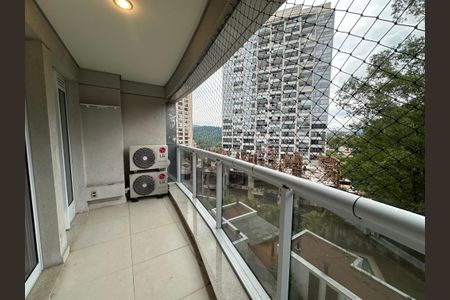 Apartamento para alugar com 70m², 2 quartos e 1 vaga Apartamento para alugar com 70m², 2 quartos e 1 vagaVaranda da Sala