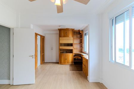 Apartamento à venda com 135m², 2 quartos e 2 vagasSuíte