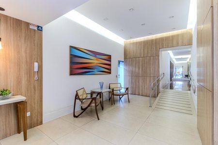 Apartamento à venda com 135m², 2 quartos e 2 vagasHall Social