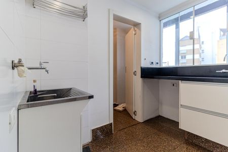 Apartamento à venda com 135m², 2 quartos e 2 vagasÁrea de Serviço