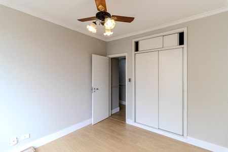 Apartamento à venda com 135m², 2 quartos e 2 vagasQuarto 