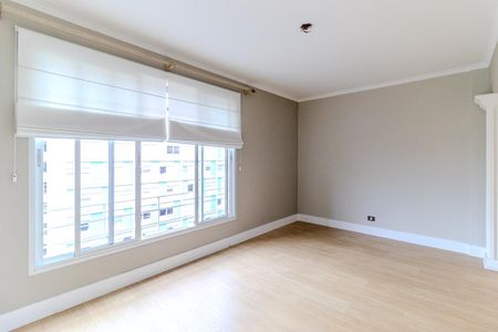 Apartamento à venda com 135m², 2 quartos e 2 vagasSala