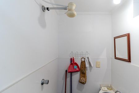Apartamento à venda com 135m², 2 quartos e 2 vagasBanheiro de Serviço