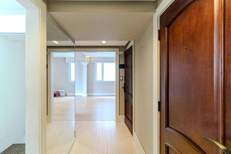 Apartamento à venda com 135m², 2 quartos e 2 vagasCorredor de Entrada