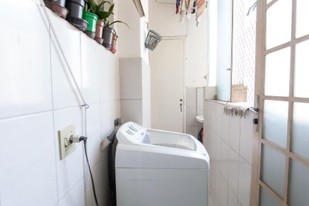 Apartamento à venda com 105m², 3 quartos e sem vagaÁrea de Serviço