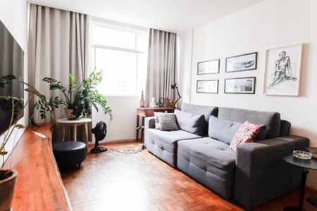 Apartamento à venda com 105m², 3 quartos e sem vagaSala de TV