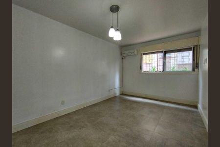 Sala  de apartamento para alugar com 1 quarto, 50m² em Ouro Branco, Novo Hamburgo
