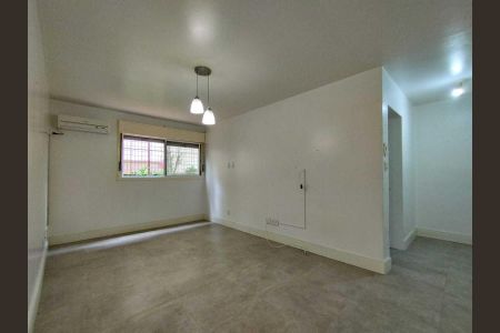 Sala  de apartamento para alugar com 1 quarto, 50m² em Ouro Branco, Novo Hamburgo