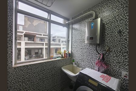 Apartamento à venda com 72m², 2 quartos e 1 vagaÁrea de Serviço