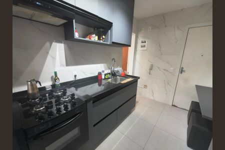 Cozinha de apartamento à venda com 2 quartos, 72m² em Tanque, Rio de Janeiro