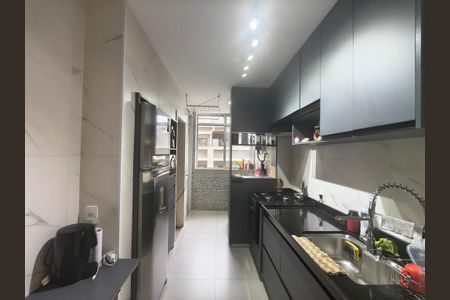 Apartamento à venda com 72m², 2 quartos e 1 vagaCozinha