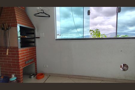 Casa para alugar com 3 quartos, 372m² em Jardim Russo, São Paulo