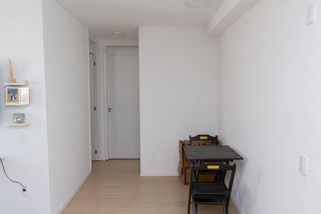 Sala de apartamento para alugar com 2 quartos, 41m² em Campo Grande, Rio de Janeiro