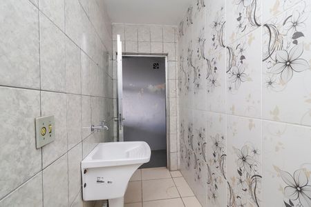 Casa para alugar com 100m², 2 quartos e sem vagaÁrea de Serviço