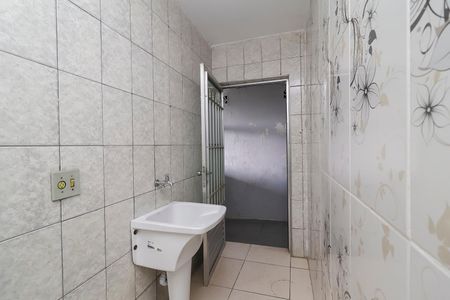 Casa para alugar com 100m², 2 quartos e sem vagaÁrea de Serviço