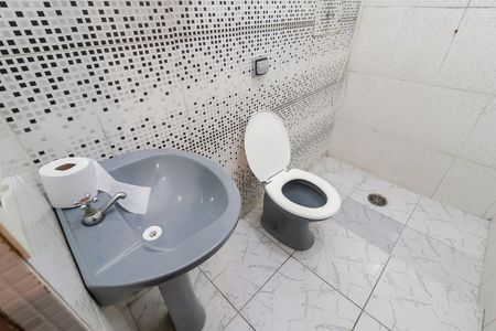 Casa para alugar com 100m², 2 quartos e sem vagaBanheiro