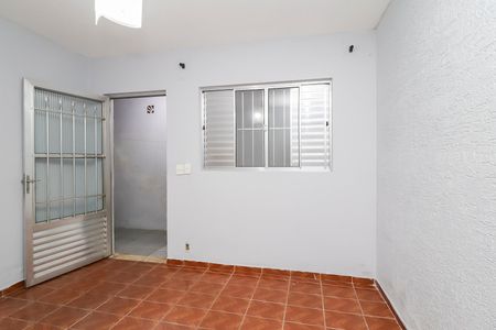 Casa para alugar com 100m², 2 quartos e sem vagaSala