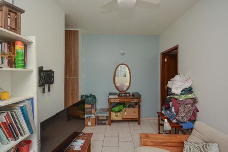 Casa à venda com 320m², 4 quartos e 4 vagas Casa à venda com 320m², 4 quartos e 4 vagasQuarto 1