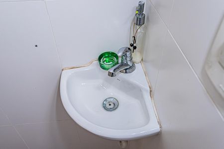 Casa para alugar com 110m², 2 quartos e 1 vagaBanheiro de serviço