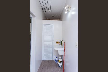 Casa para alugar com 110m², 2 quartos e 1 vagaÁrea de Serviço