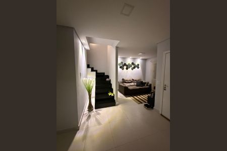 Sala de casa de condomínio à venda com 3 quartos, 170m² em Parque Jambeiro, Campinas