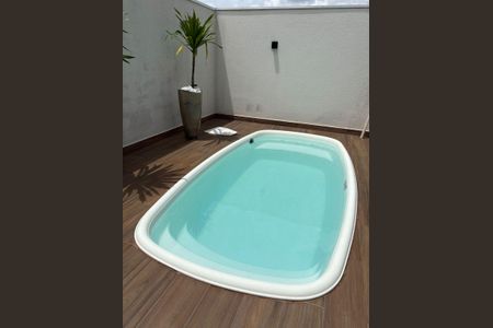 Casa de condomínio à venda com 170m², 3 quartos e 2 vagas Casa de condomínio à venda com 170m², 3 quartos e 2 vagasÁrea externa