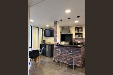 Casa de condomínio à venda com 170m², 3 quartos e 2 vagas Casa de condomínio à venda com 170m², 3 quartos e 2 vagasÁrea externa