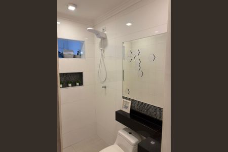 Casa de condomínio à venda com 170m², 3 quartos e 2 vagas Casa de condomínio à venda com 170m², 3 quartos e 2 vagasBanheiro