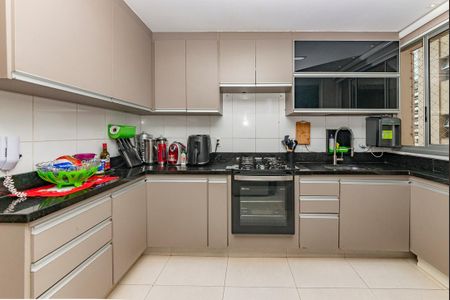 Apartamento para alugar com 104m², 3 quartos e 2 vagas Apartamento para alugar com 104m², 3 quartos e 2 vagasCozinha