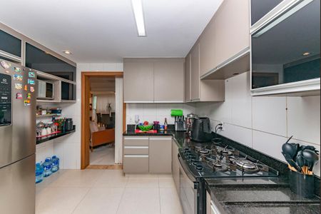 Apartamento para alugar com 104m², 3 quartos e 2 vagas Apartamento para alugar com 104m², 3 quartos e 2 vagasCozinha