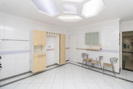 Casa para alugar com 300m², 3 quartos e 3 vagas Casa para alugar com 300m², 3 quartos e 3 vagasCozinha