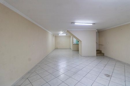 Casa para alugar com 300m², 3 quartos e 3 vagas Casa para alugar com 300m², 3 quartos e 3 vagasGaragem