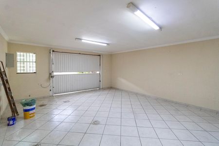 Casa para alugar com 300m², 3 quartos e 3 vagas Casa para alugar com 300m², 3 quartos e 3 vagasGaragem