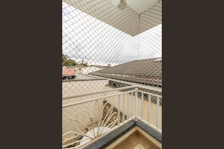 Casa para alugar com 300m², 3 quartos e 3 vagas Casa para alugar com 300m², 3 quartos e 3 vagasSacada da Suíte 3