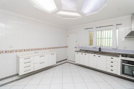 Casa para alugar com 300m², 3 quartos e 3 vagas Casa para alugar com 300m², 3 quartos e 3 vagasCozinha