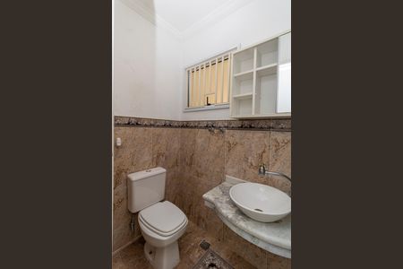 Casa para alugar com 300m², 3 quartos e 3 vagas Casa para alugar com 300m², 3 quartos e 3 vagasLavabo