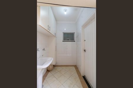 Casa para alugar com 300m², 3 quartos e 3 vagas Casa para alugar com 300m², 3 quartos e 3 vagasÁrea de Serviço